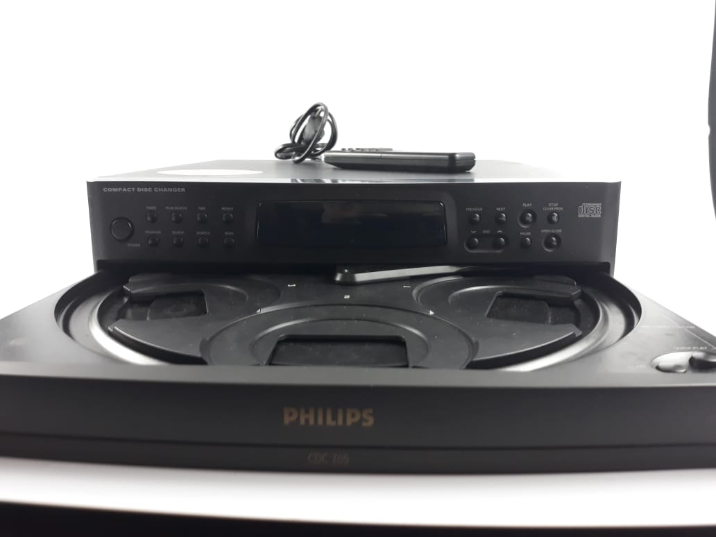 Aparelho Carrossel Cd Player Da Marca Philips Modelo