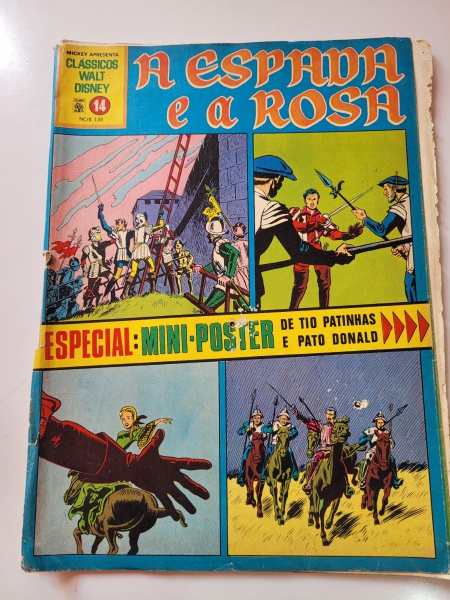 HQ Asterix Os Louros de César número 18 editora Cedibr