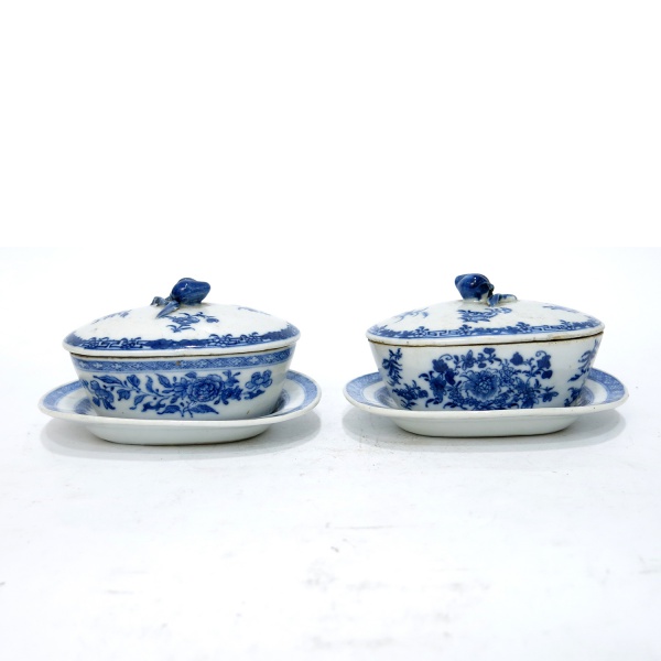 Bowl De Porcelana Chinesa Nas Tonalidades Azul E Branco