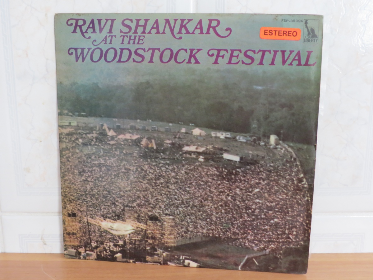 LP RAVI SHANKAR AT THE WOODSTOCK FESTIVAL / GRAVADORA L