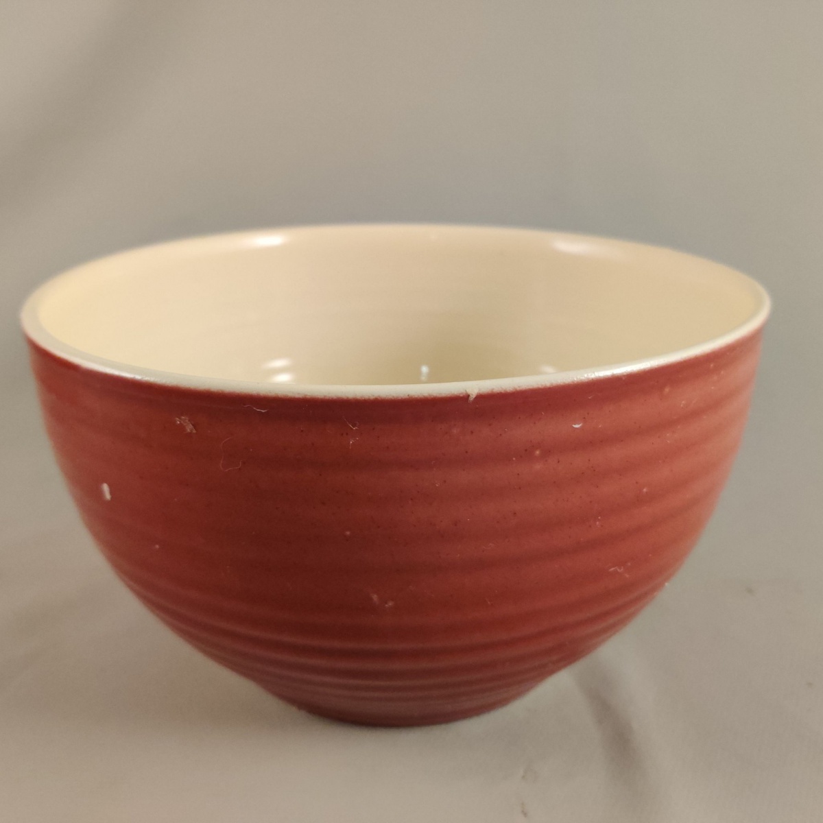Emile Henry Bowl em porcelana francesa. Mede 21cm de