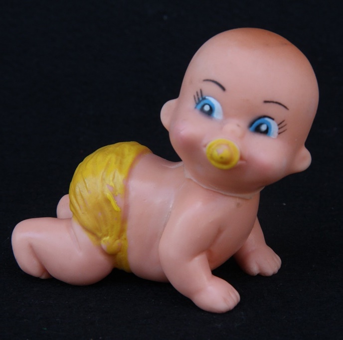 Antigo Brinquedo Boneco Bebe De Borracha Medida 8cm