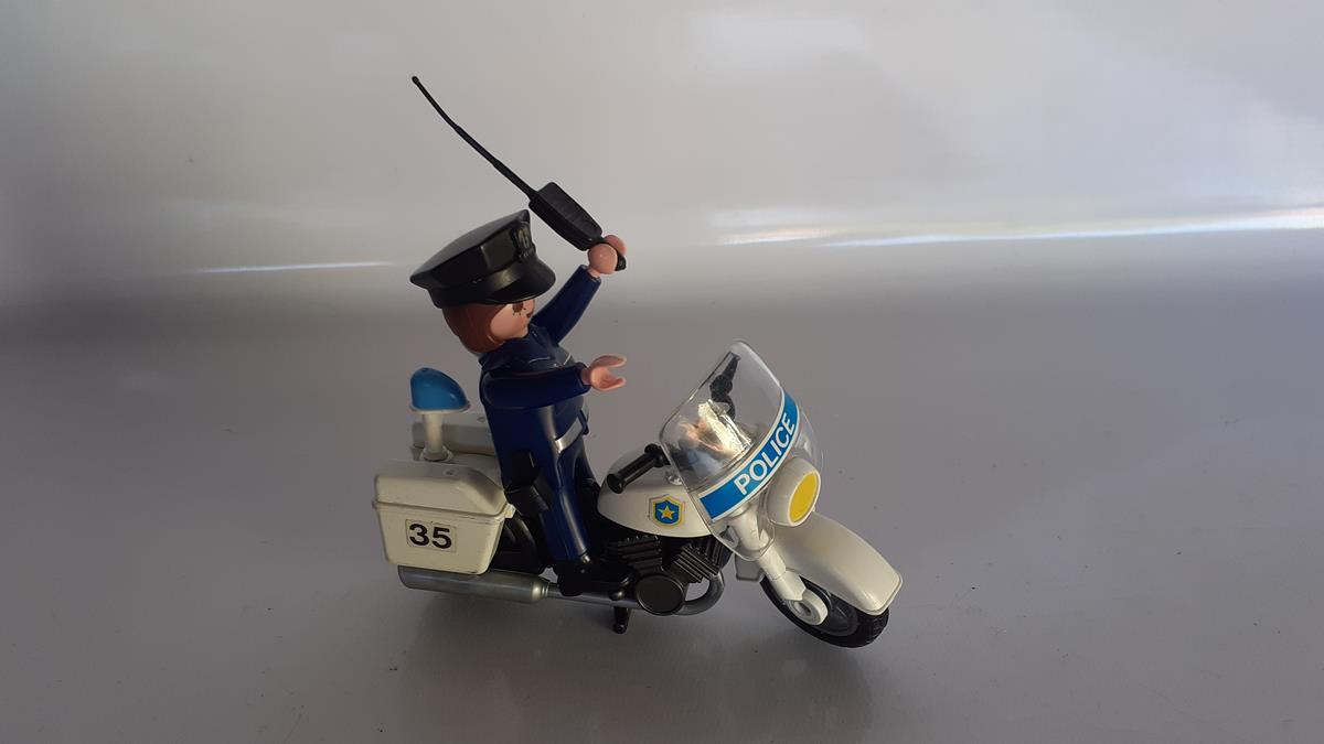 playmobil police motorbike