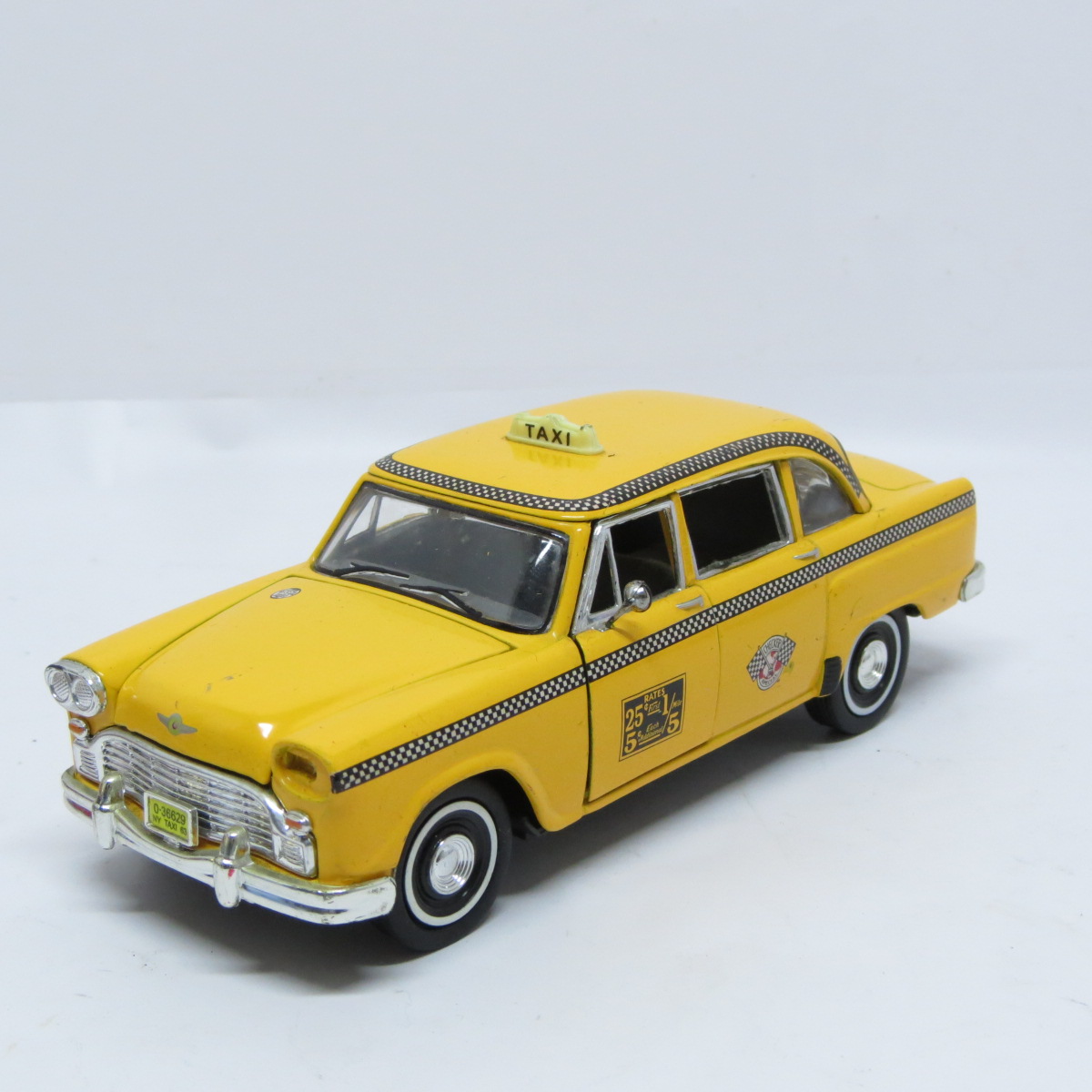 Miniatura 1963 Checker Taxi Cab - Escala 1/34 - Marca S