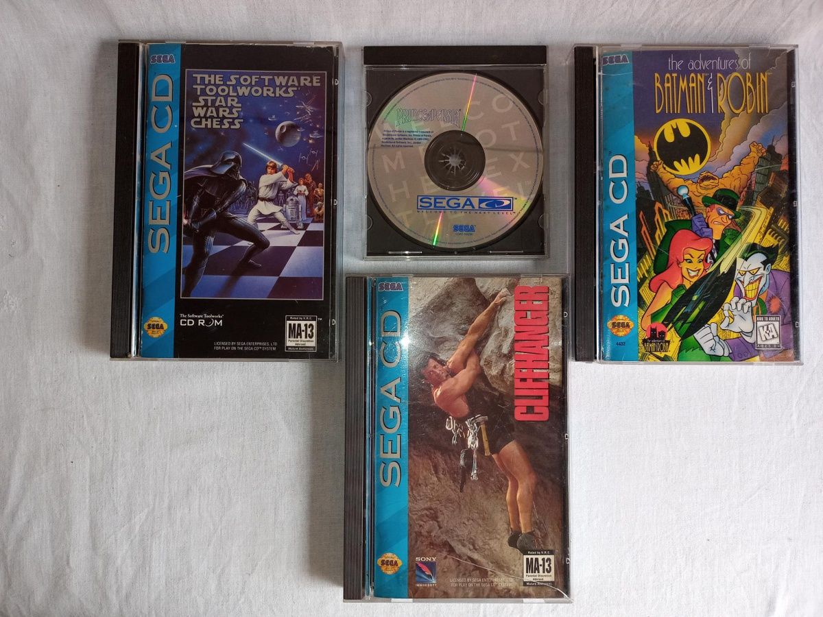 RETRÔ GAMES - Quatro CDs para console Sega CD dos jogos