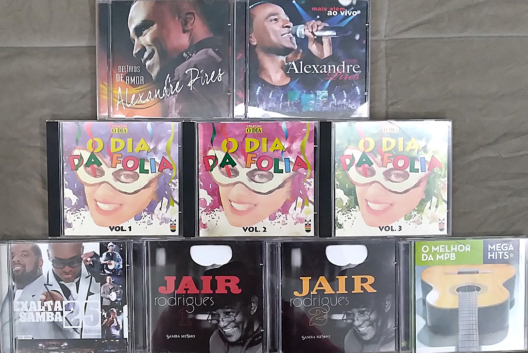 Coleção de 9 CDs musicais originais, sendo: 1) Alexandr