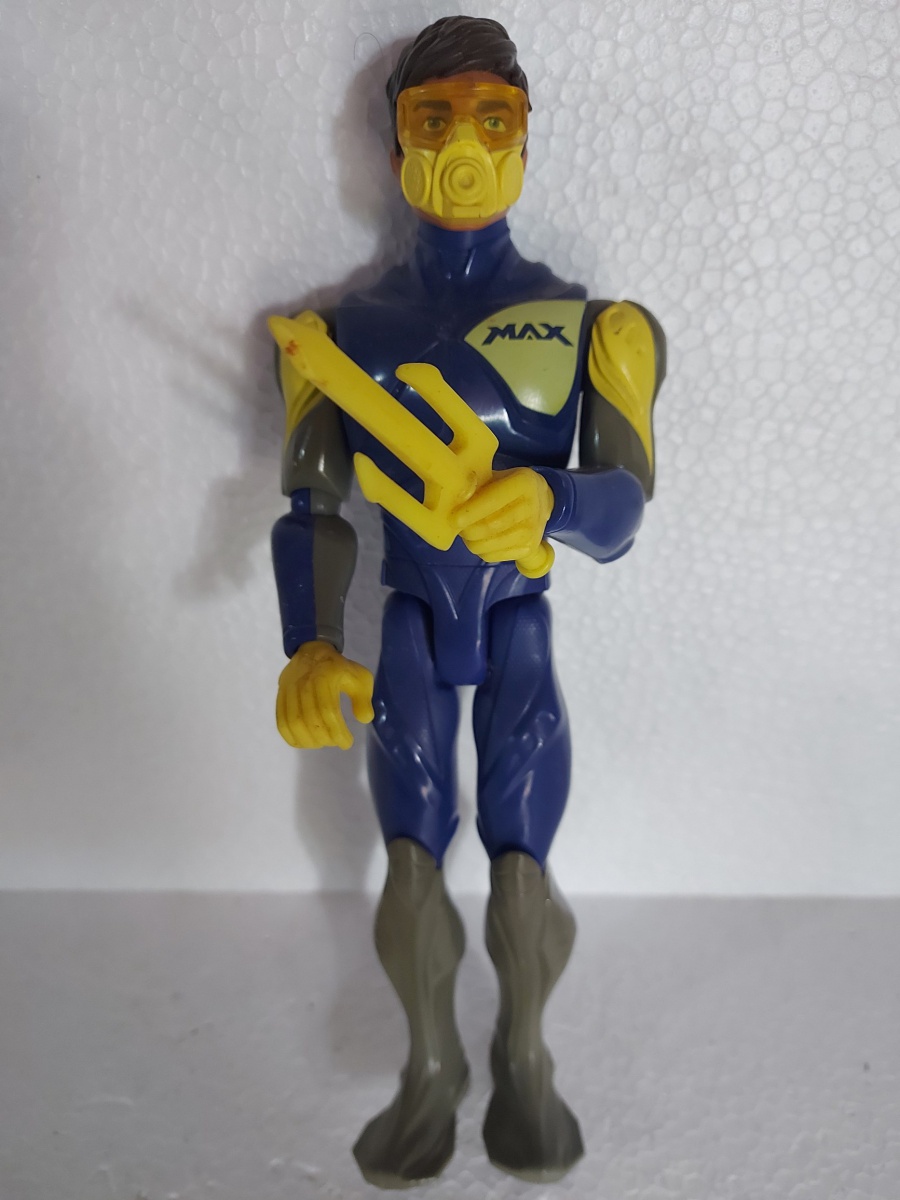 Boneco Max Steel Turbo Aquático manufatura Mattel articulável ano