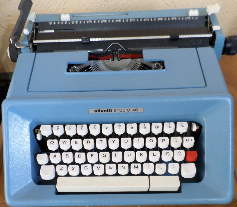 OLIVETTI STUDIO 46, máquina de escrever azul, excelente