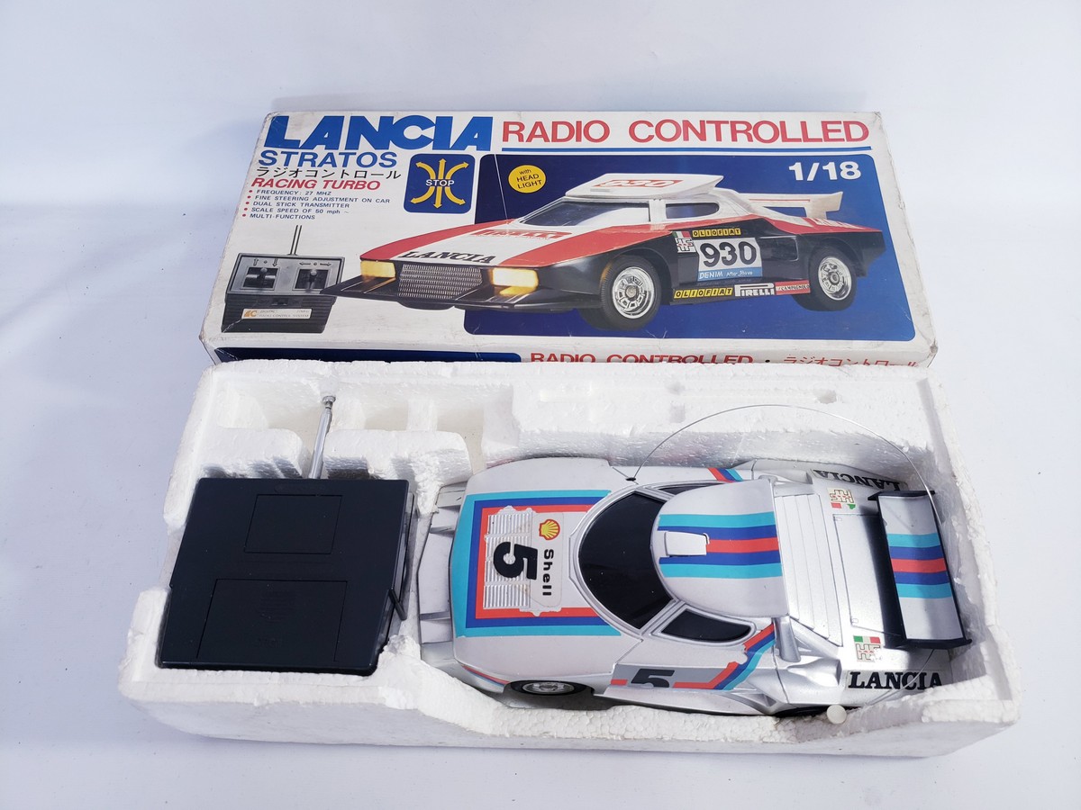 Lancia Stratos Radcom, controle remoto, 1:18, não testa