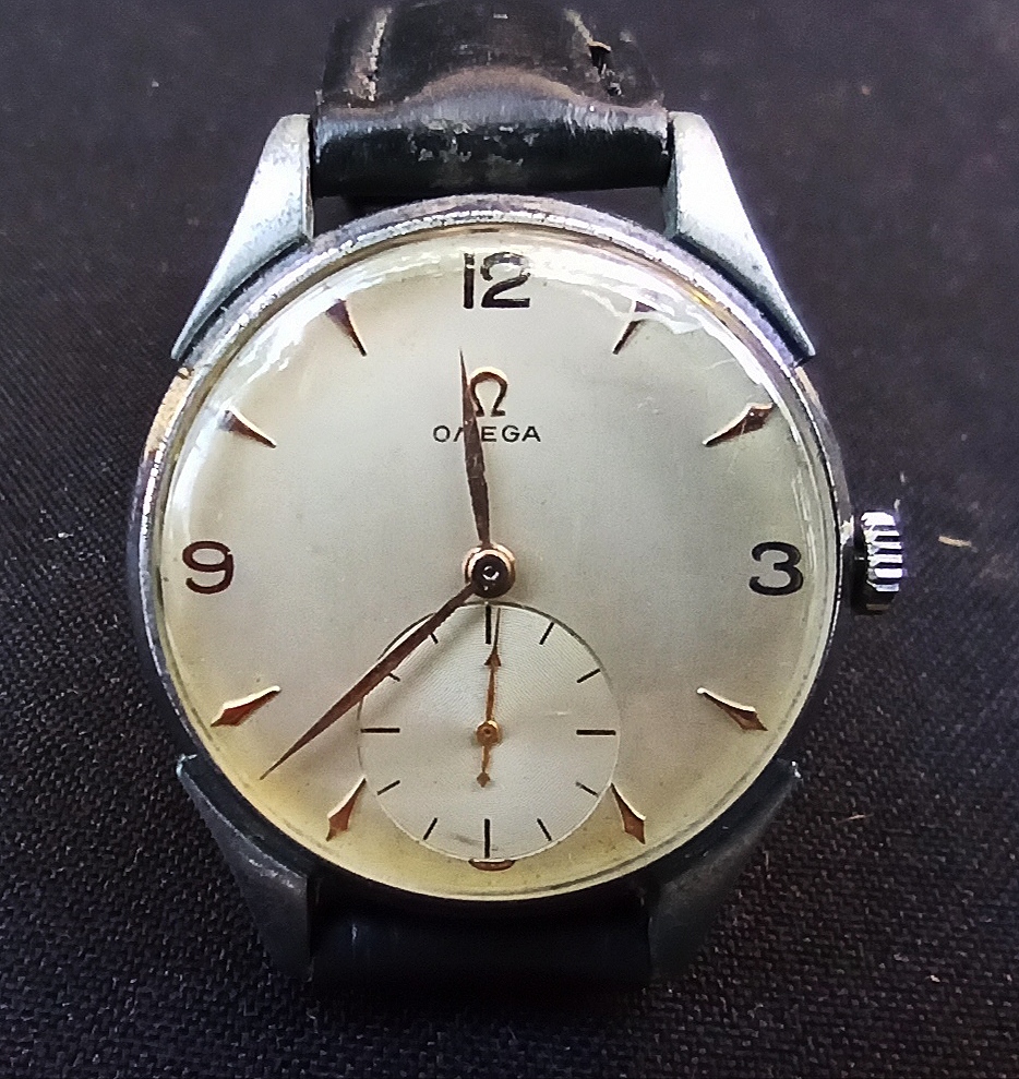RELÓGIO, um (1) antigo de pulso, marca OMEGA WATCH (em