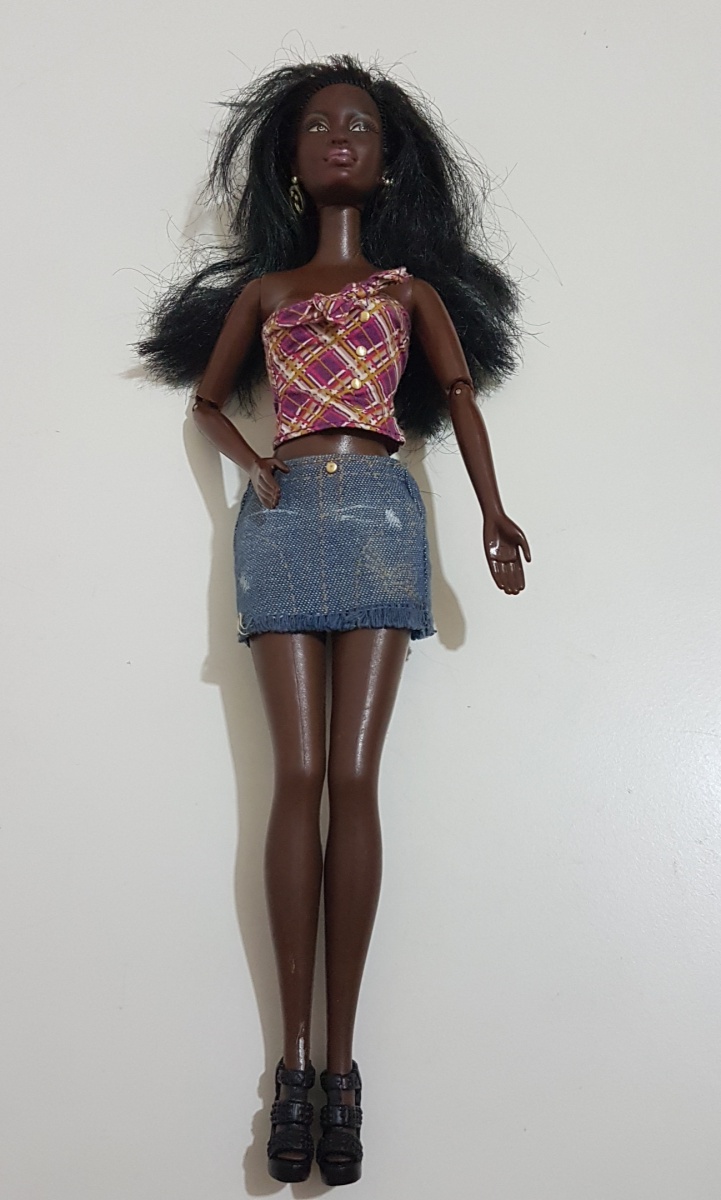 Barbie Negra Articulada anos 80