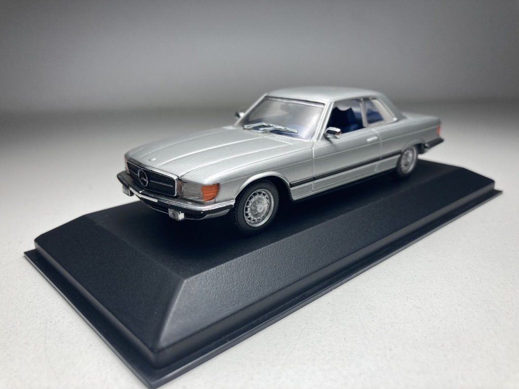 ミニチャンプス メルセデス 450 SLC 12893708.jpg