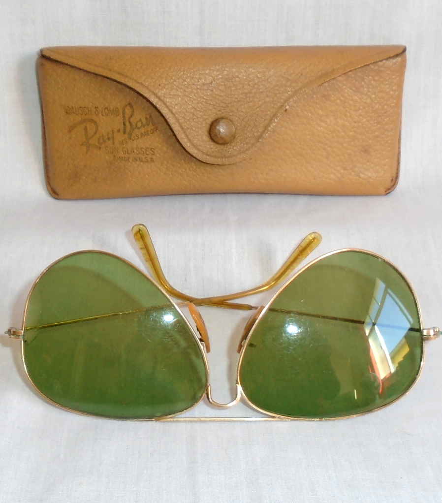 Antigo óculos Ray-Ban Bausch & Lomb, americano banhado