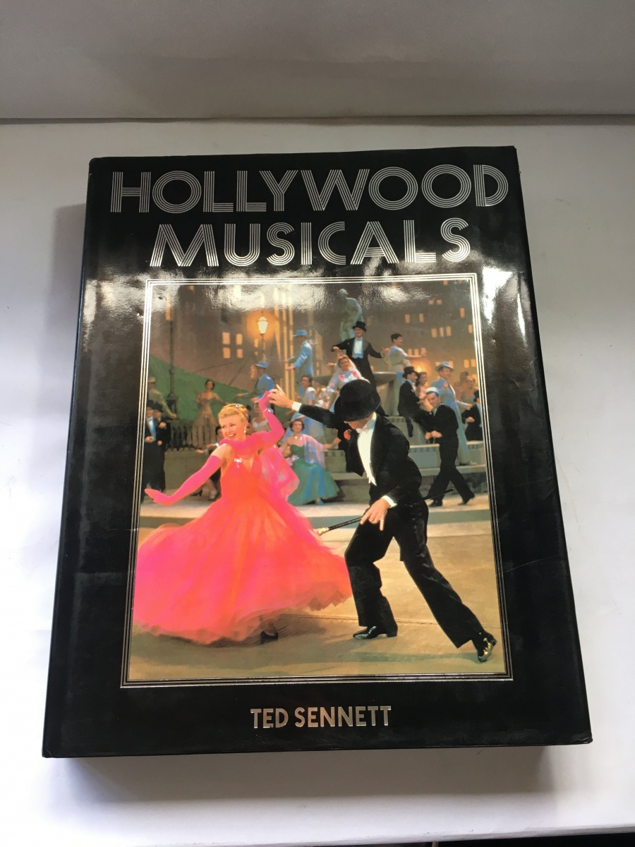 Livro Hollywood Musicals Ted Sennett. Ano: 1981. Livr