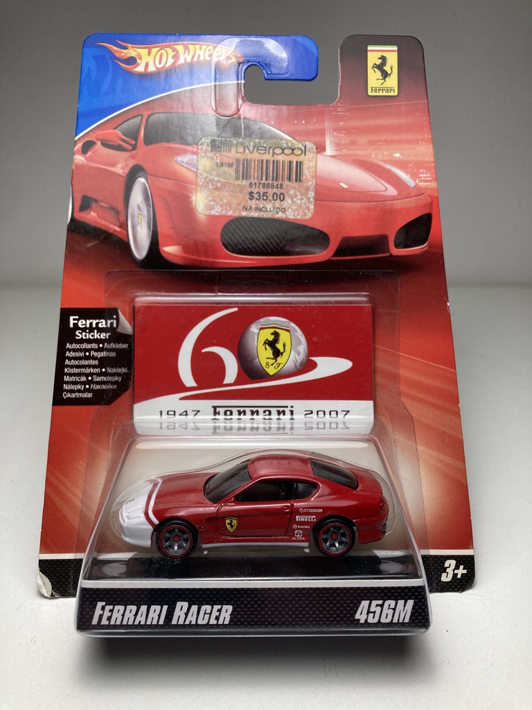 14717042.jpg