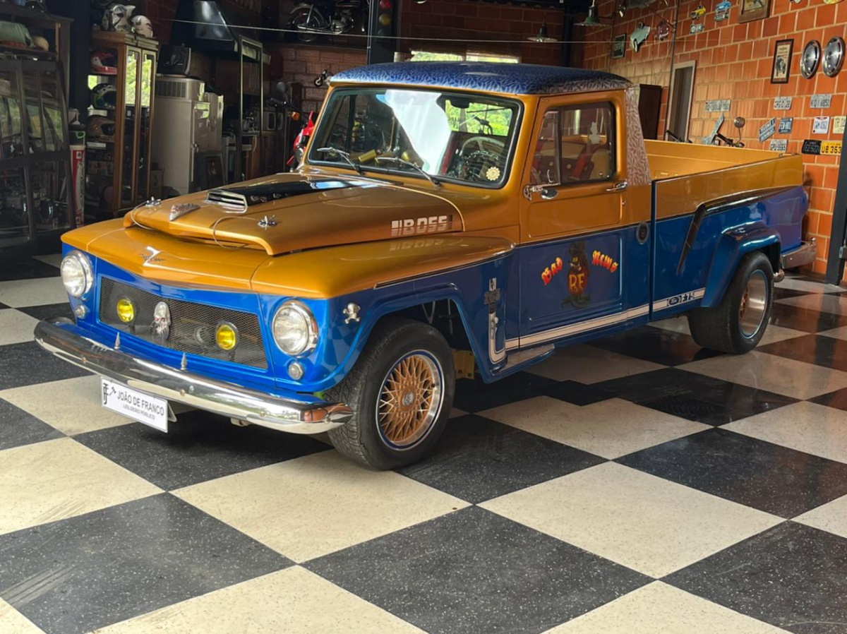 AUTOMÓVEL - FORD F75 - 6 cc. 1970. Com documento em di