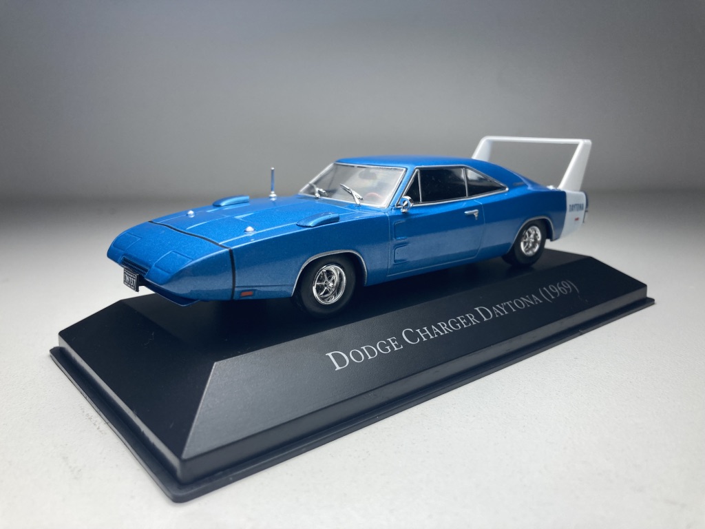 Dodge Charger Daytona 1969 Azul Escala 1/43 miniatura e