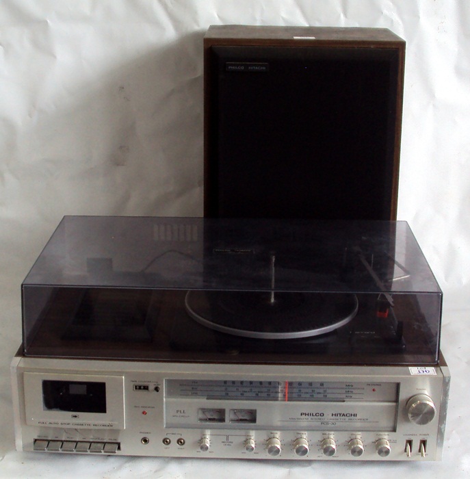 Philco-Hitachi – `Três em Toca discos, toca fitas e A