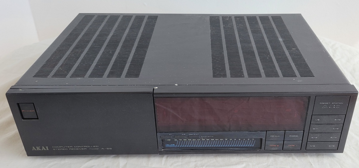 Raro Stéreo Receiver Akai modelo A-55 em excelente esta