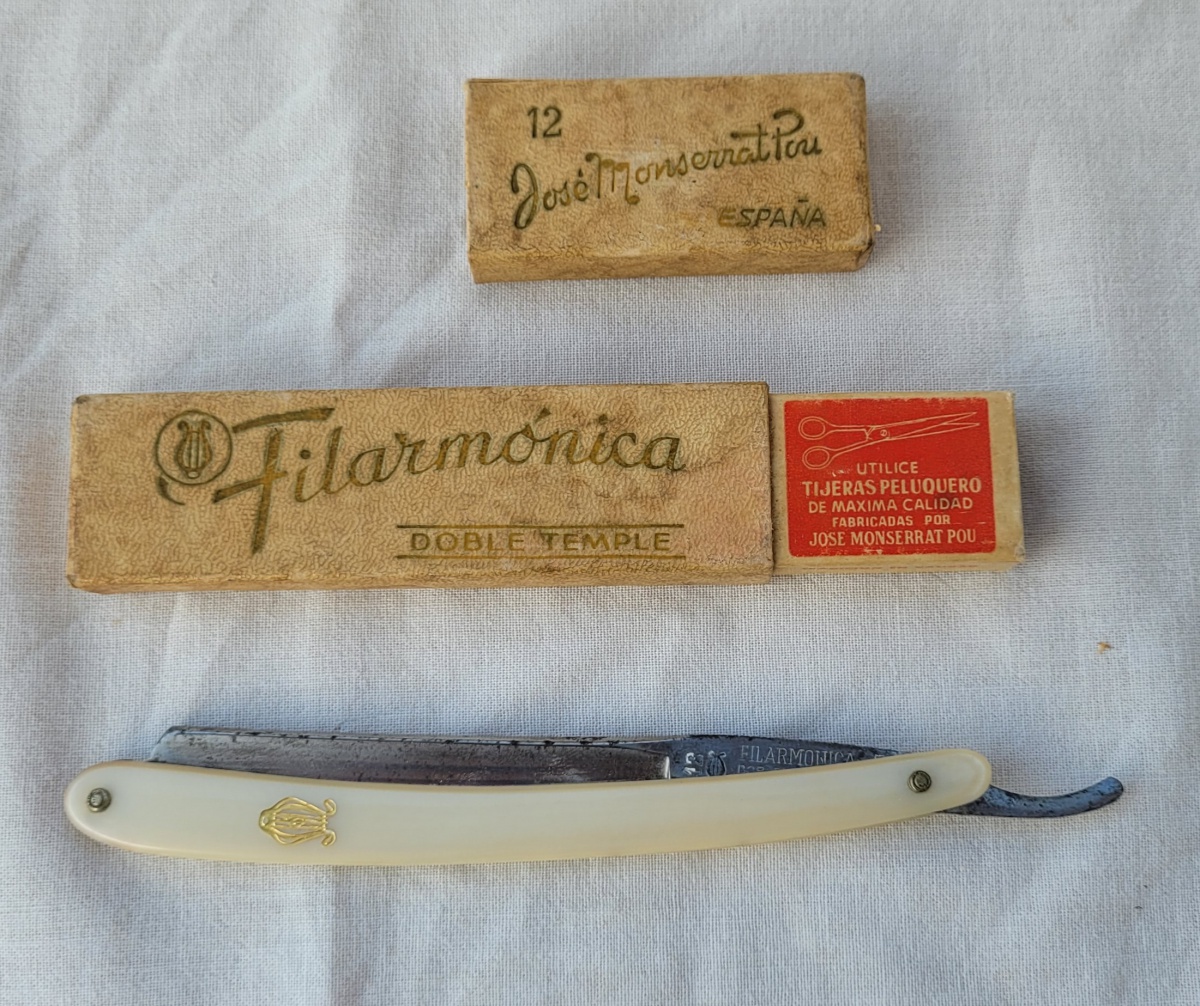 Lendária navalha espanhola Filarmónica modelo Doble Tem