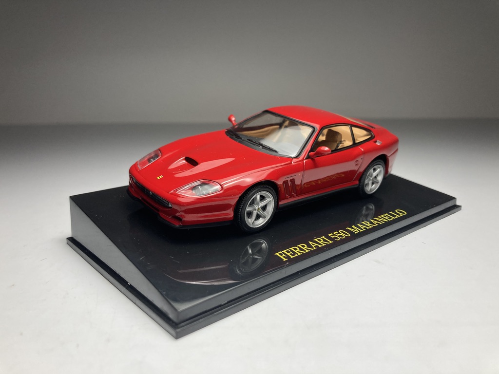 Ferrari 550 Maranello Vermelha Escala 1 43 Miniatura Em