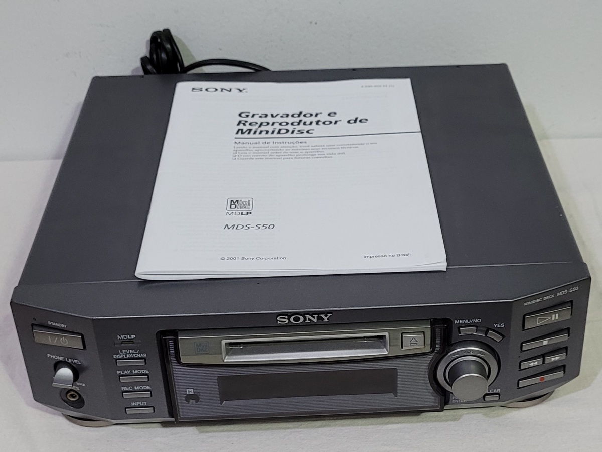 Minidisc MD Sony mod MDS - S50, aparelho liga a luz de