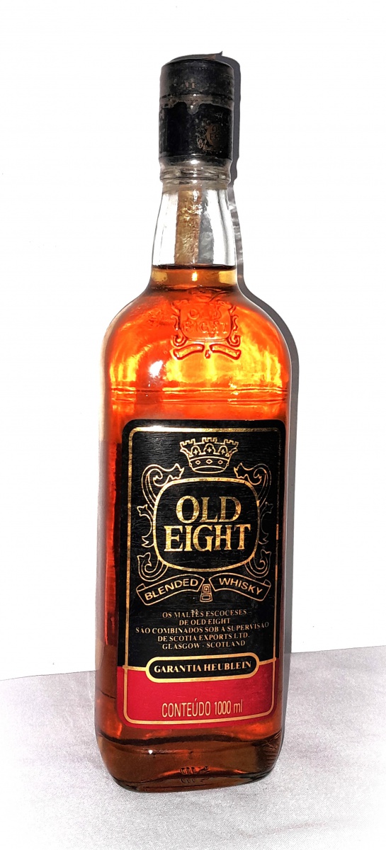 Antiga garrafa de Whisky escocês Old Eight 1000ml Produ