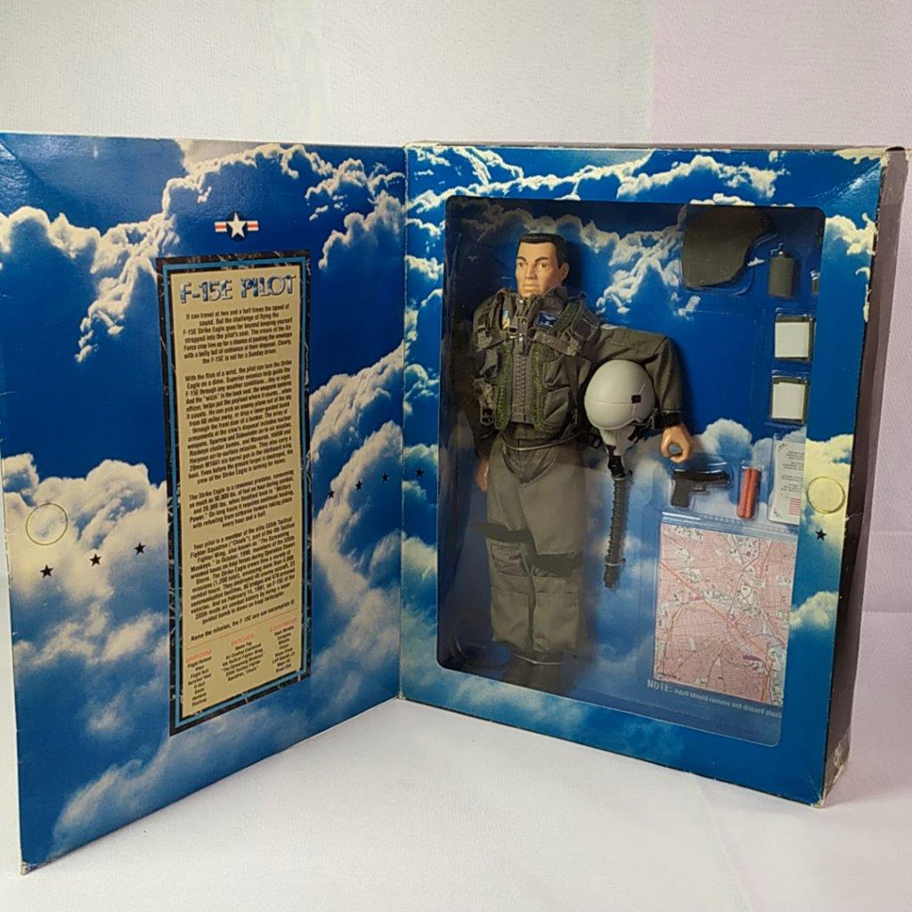 GI JOE  F-15E パイロット　FAOシュワルツ限定 Gi Joe F-15e Pilot 12 Inch FAO Schwarz Limited Edition