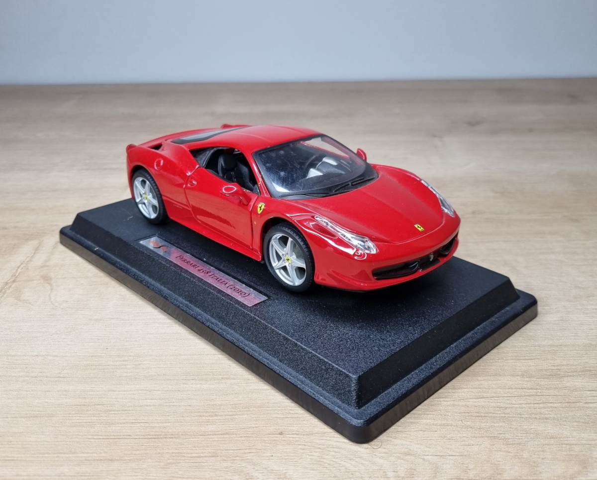 MAISTO - Coleção Super Carros Inesquecíveis - Ferrari 4