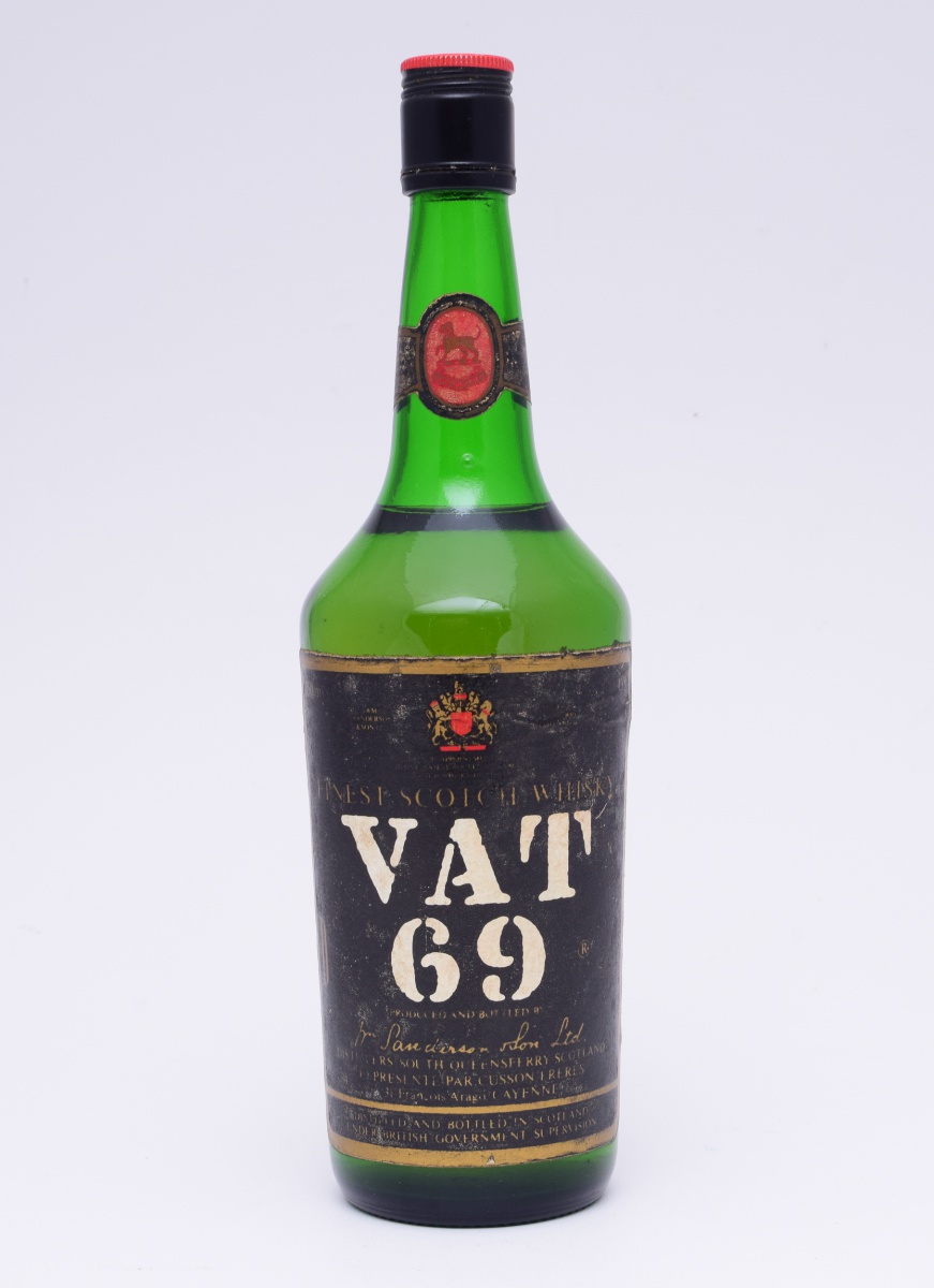 ウイスキー VAT 69 Finest Scotch Whisky VAT 69 - Finest scotch whisky 750 ml.