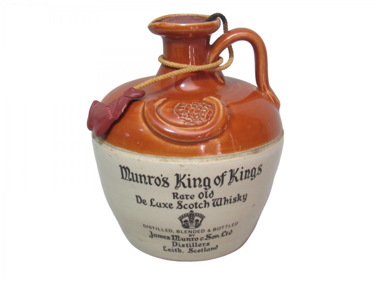 munro's king of kings　ウィスキー MUNRO'S KING OF KINGS, Antigo whisky escocês, garra