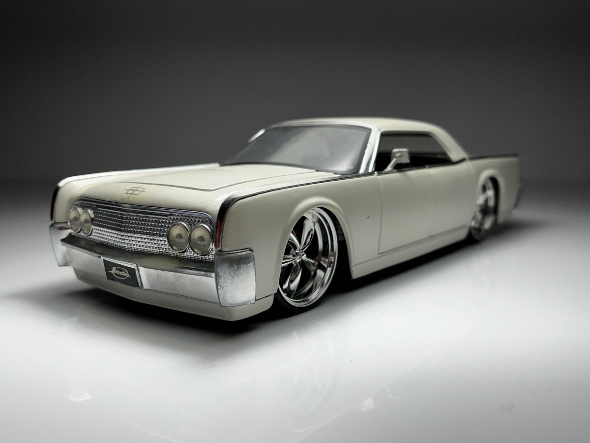 1963 Lincoln Continental Branco - Jada Toys Escala 1/24