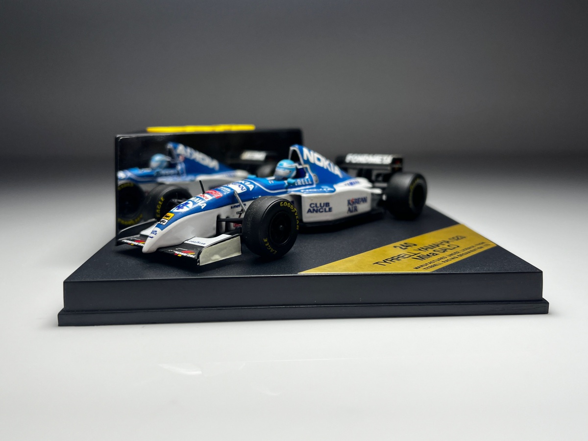 Tyrrel 023 Yamaha 1995 Nokia / Mild Seven Bco/Az #4 Mik