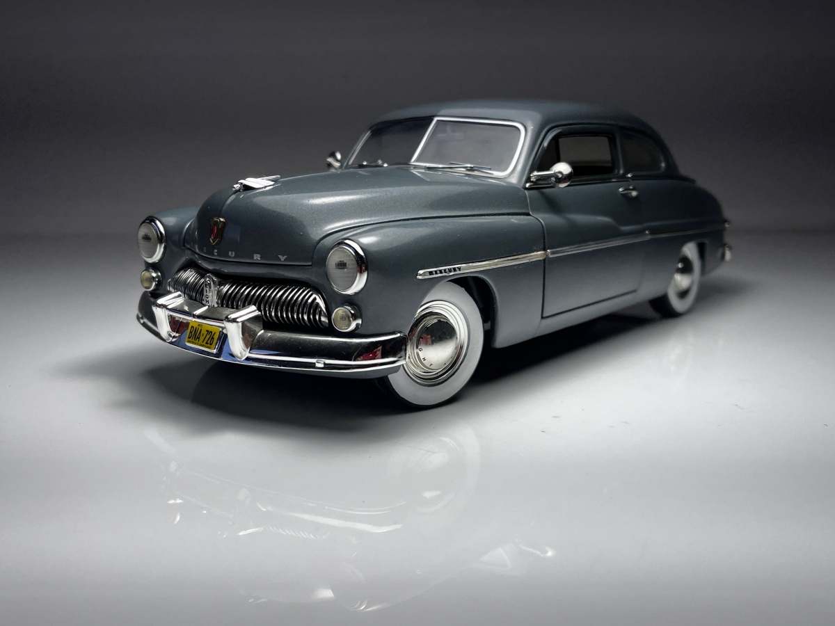 1949 Mercury Cinza - ERTL Escala 1/18 miniatura em met