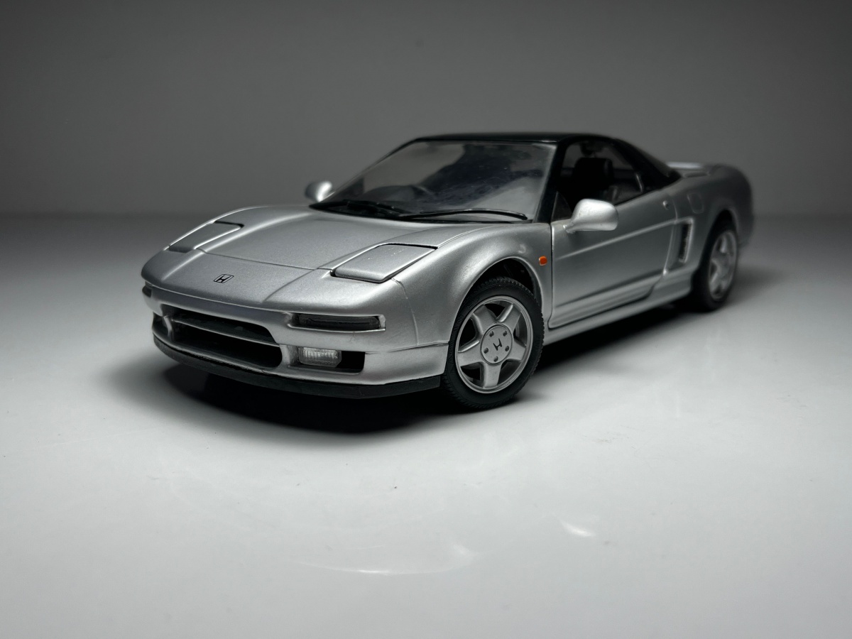 Honda NSX Prata / Preta - Kyosho Escala 1/18 miniatura