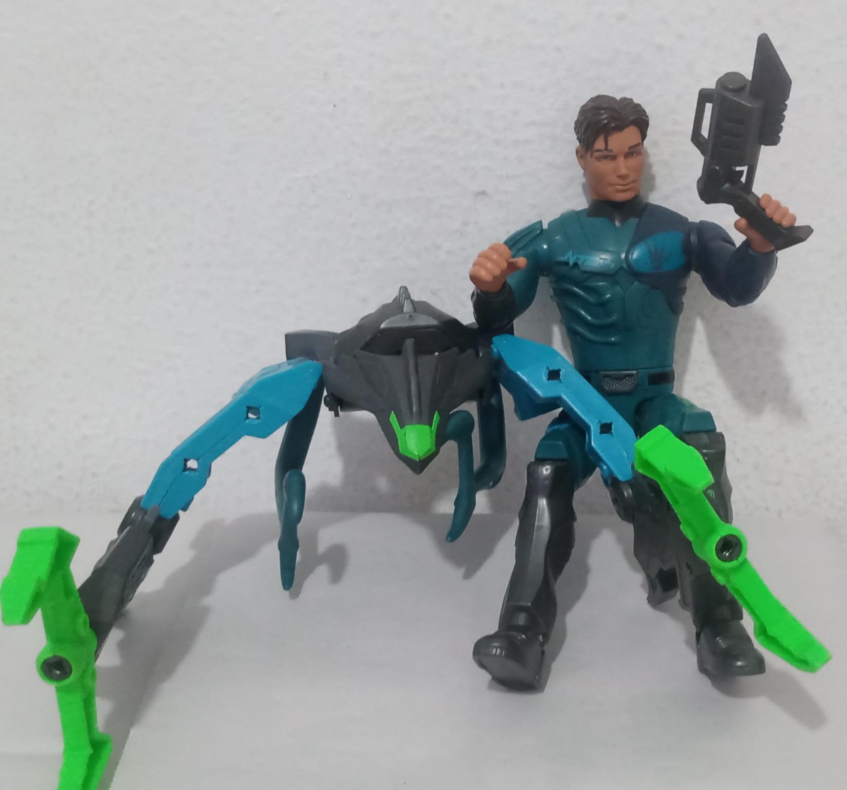 Max Steel Ataque Aéreo Com Asas e Arma Edição Espec