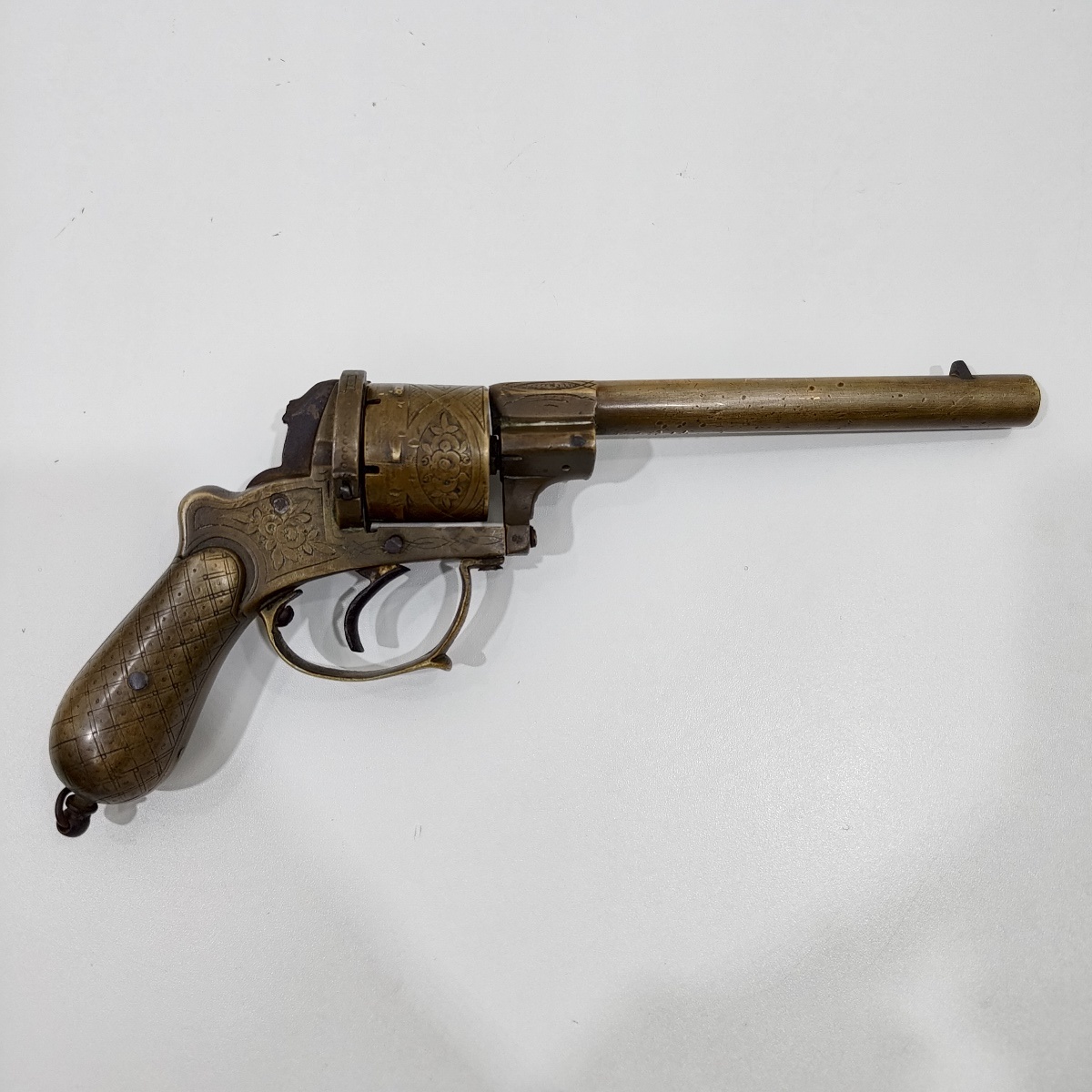 Antigo Revolver Francês Le Foucher, Século XIX, Tambor