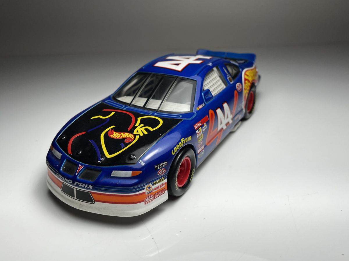 ぱ*ぱ様 1/18 ACTION Pontiac Grand Prix Nasc 25622480.jpg