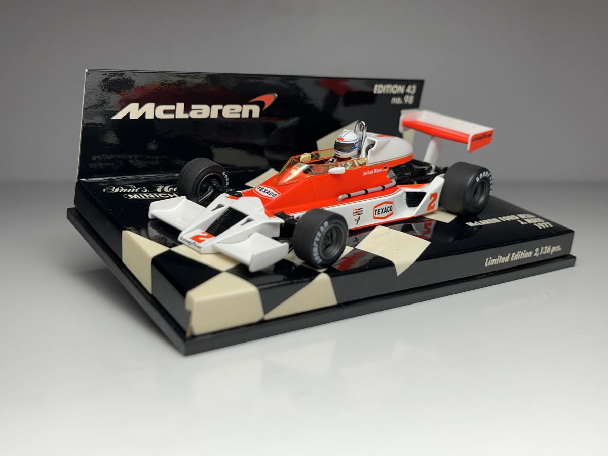 1977 McLaren Ford M26 J. Mass Branco e Laranja #2 Limit