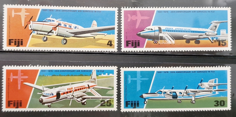 Fiji/ "Aviação: Aniversário Aéreo" - Série completa selos novos c/ goma de 1976.