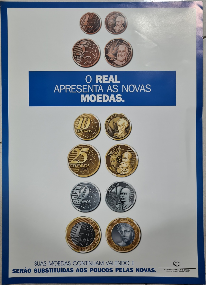 Brasil - belo folder original do lançamento das moedas do plano real emitido pelo Banco Central. Mede 46x64 cm. Bom para emoldurar e decorar seu escritório numismático ou loja.