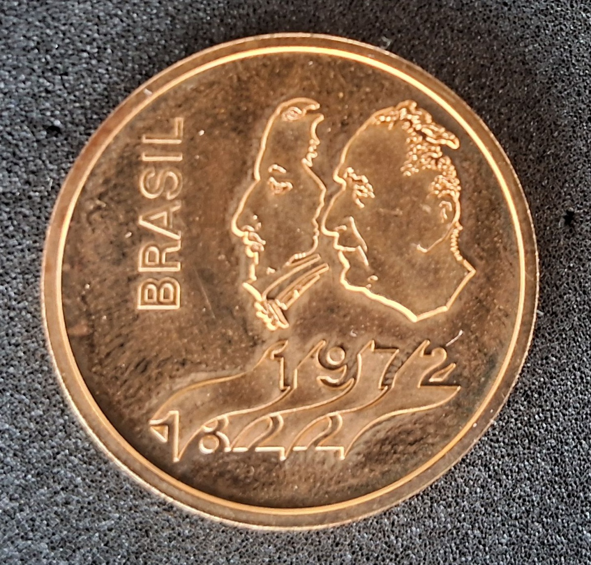 OURO - BRASIL - 300 CRUZEIROS -COMEMORATIVA DOS 150 ANOS DA INDEPENDENCIA COM 16,65gr. de ouro