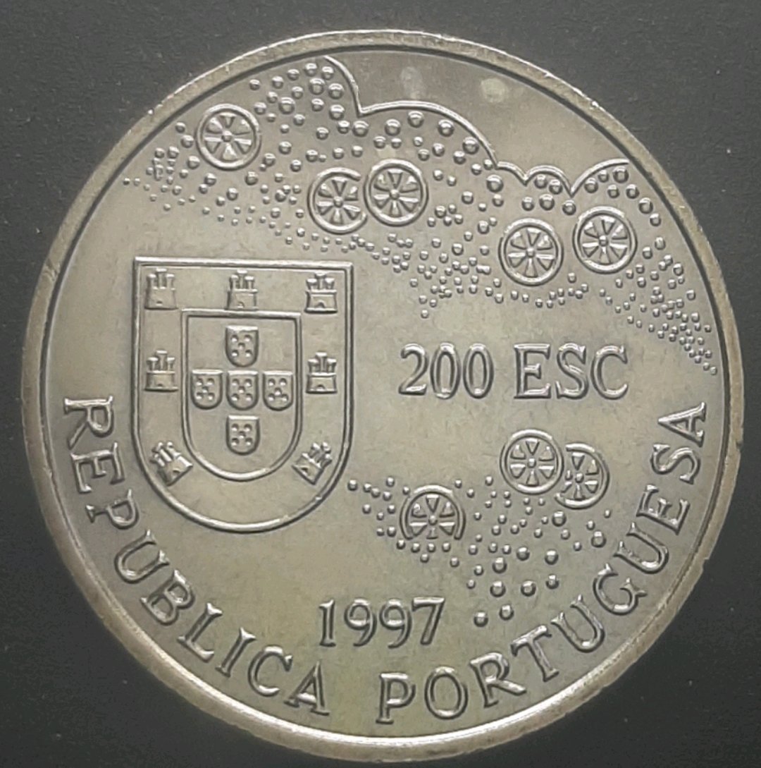 PORTUGAL - MOEDA DE NÍQUEL - 200 ESCUDOS - SOBERBA -