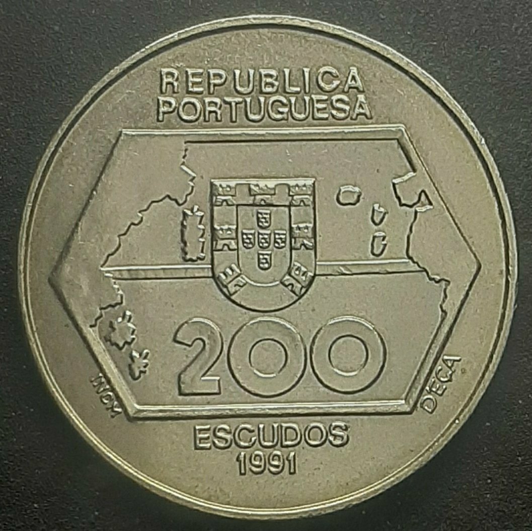 PORTUGAL - MOEDA DE NÍQUEL - 200 ESCUDOS - SOBERBA