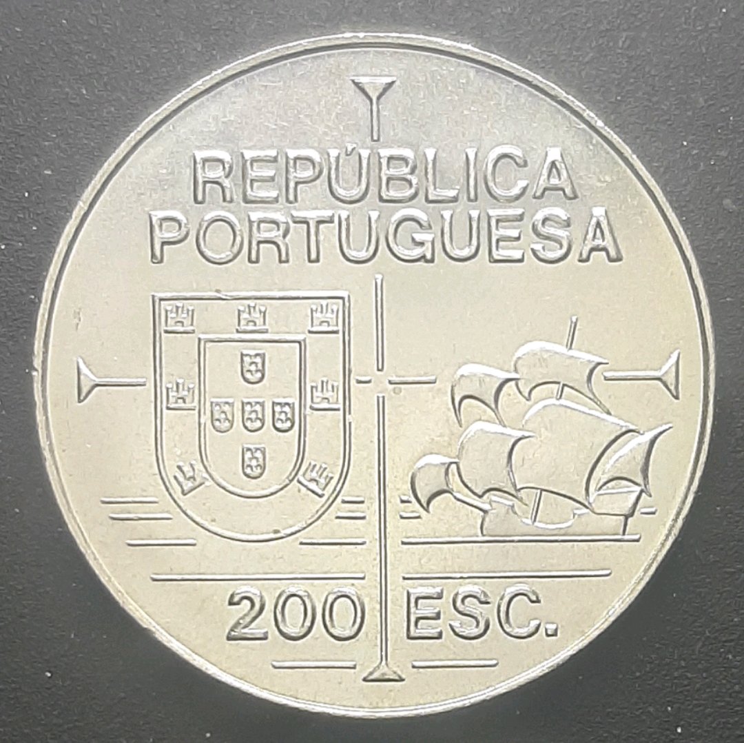 PORTUGAL - MOEDA DE NÍQUEL - 200 ESCUDOS - SOBERBA