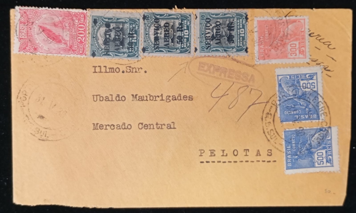 Brasil 1930 - Envelope aéreo voado de Porto Alegre a Pelotas com selos Vovó e selos aéreos da primeira série, entre eles um com a rara variedade de 4 losangos no selo. Possivelmente o único conhecido sobre envelope ...
