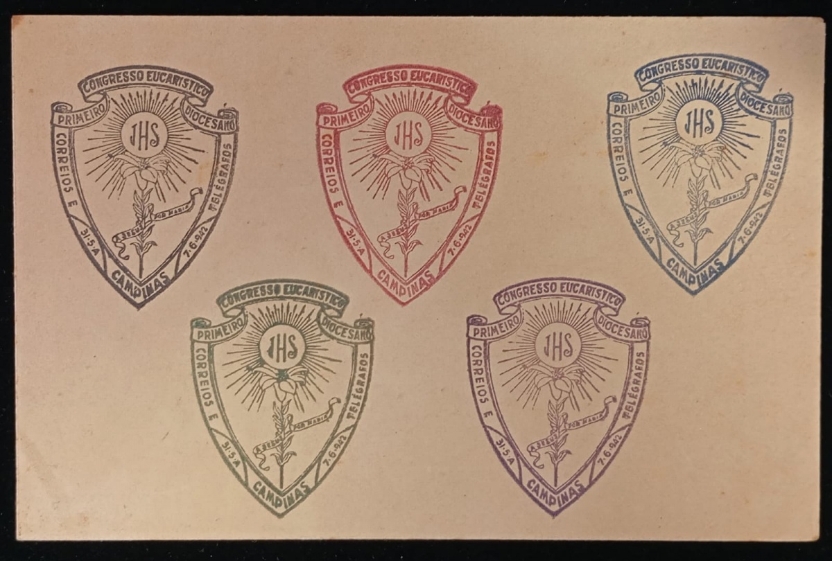 Brasil 1942 - Congresso Eucarístico. Curioso envelope com aplicação do carimbo comemorativo em 5 cores diferentes.