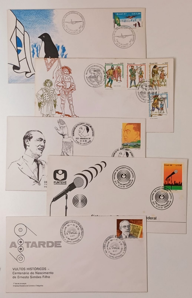 Brasil - Seleção de 5 envelopes FDC's, oficiais dos correios com selos e carimbos comemorativos. Todos completos, perfeitos e diferentes.