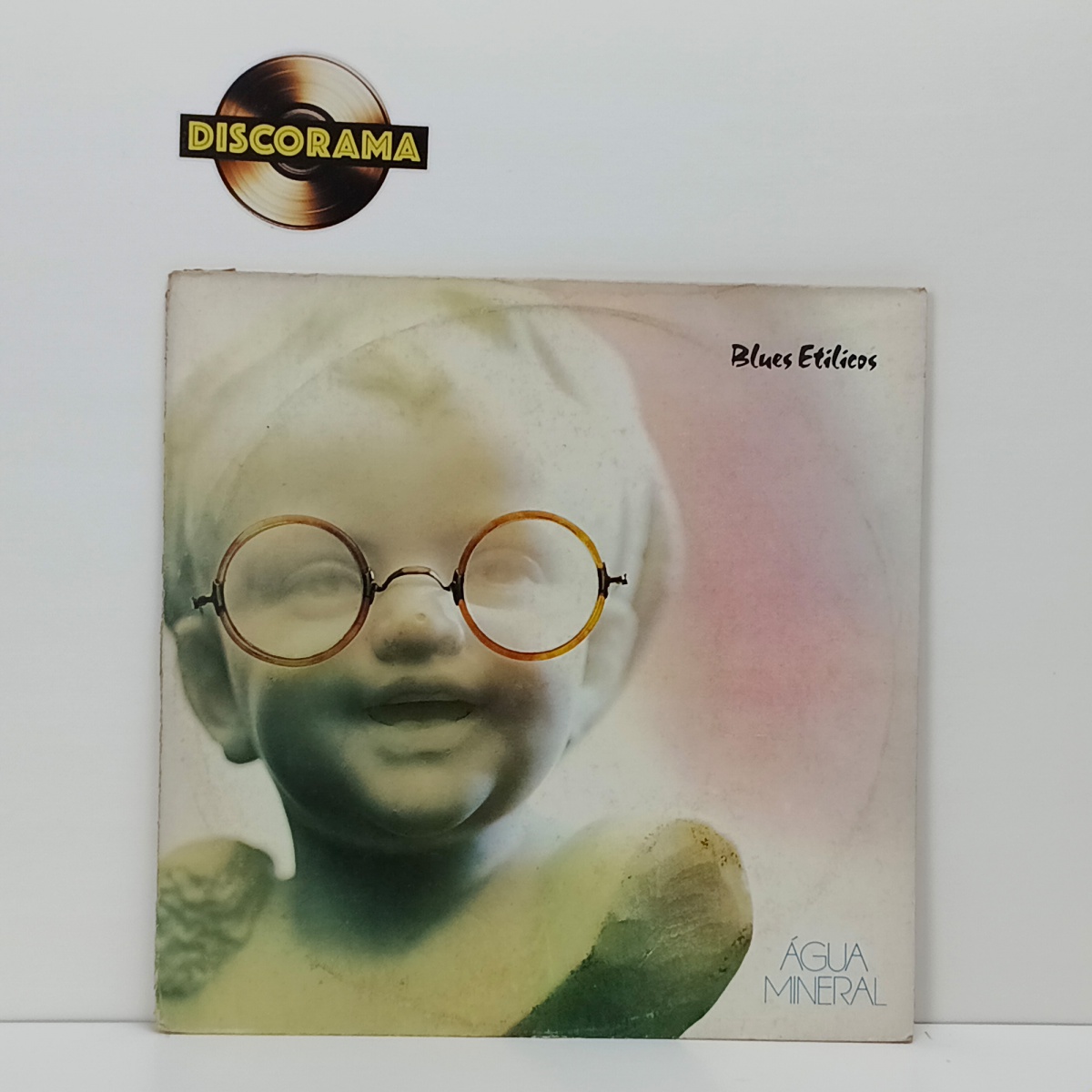 BLUES ETÍLICOS  -  ÁGUA MINERAL  -  POSSUI ENCARTE  -  ASPECTO DO DISCO: EXCELENTE  /  ASPECTO DA CAPA: VG (POSSUI DESGASTES NA LOMBADA)  -  XXXX  -  LP DISCO DE VINIL (Verifique com atenção as imagens deste lote e ...