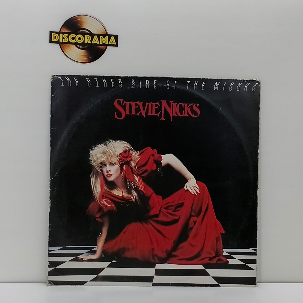 STEVIE NICKS  -  THE OTHER SIDE OF THE MIRROR  -  POSSUI ENCARTE  -  ASPECTO DO DISCO: EXCELENTE  /  ASPECTO DA CAPA: VG+ (COM DESGASTES NAS LATERAIS)  -  1989  -  LP DISCO DE VINIL (Verifique com atenção as imagens ...